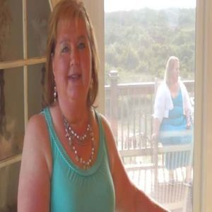 Meet your Posher, Karen